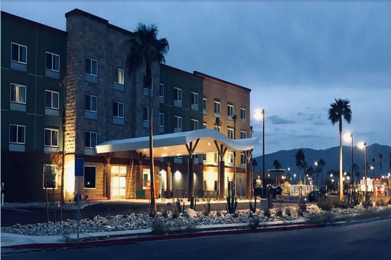 Best Western Plus Desert View Inn & Suites Cathedral City Dış mekan fotoğraf